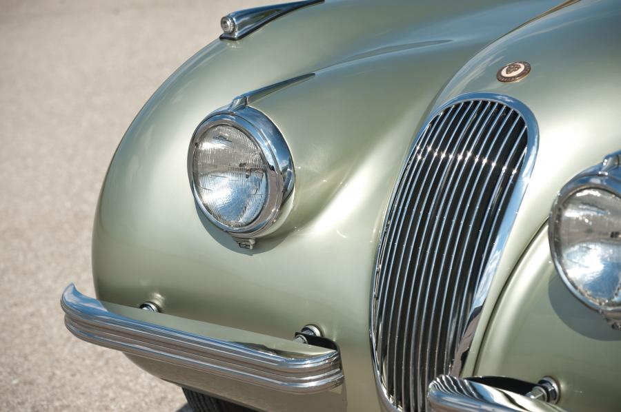  Jaguar XK120 Roadster 1952 года  (фото 16 из 25)